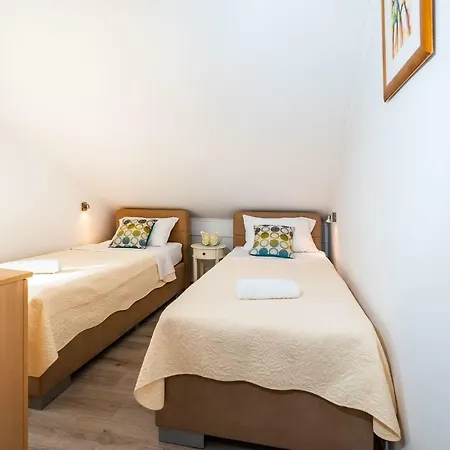Apartman Sanja נין