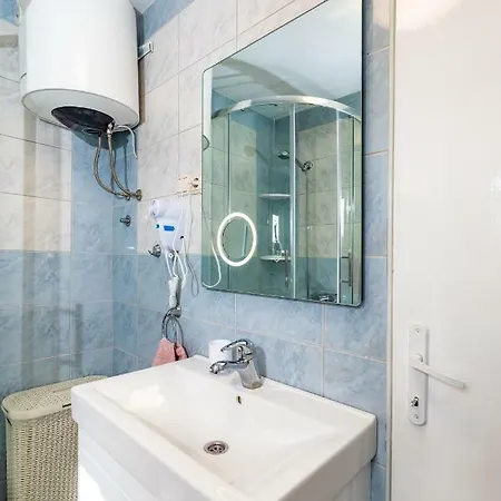 Apartman Sanja דירה